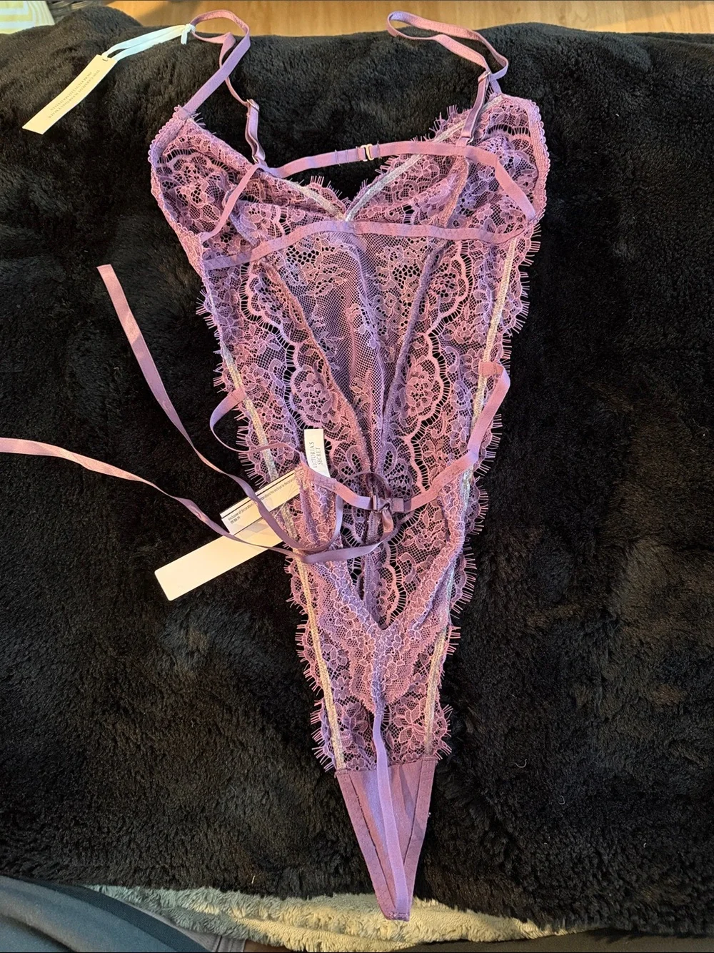 Victoria's Secret Lavender Lace Sheer Teddy size small - Picture 3 of 3
